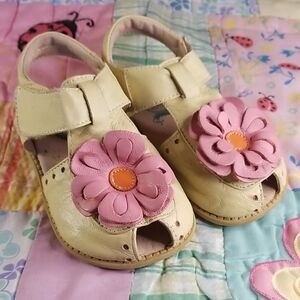 Livie & Luca Light Yellow Leather Bloom Sandals With Soft Pink Leather Flowers 9